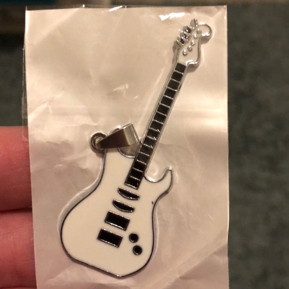 2 LEFT! 🎸 STAINLESS STEEL GUITAR LEATHER NECKLACE - Picture 2 of 2